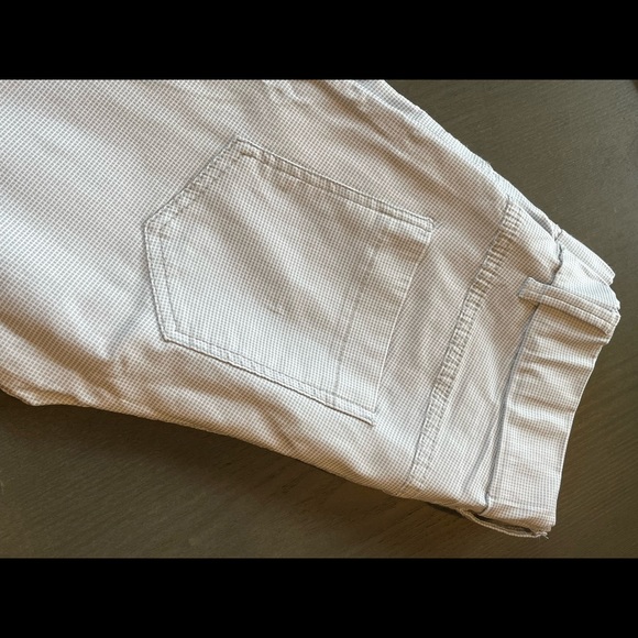 Flog pants with zipper-button up-belt loops- Size 29 - boot cut- White and Gray - Picture 9 of 13